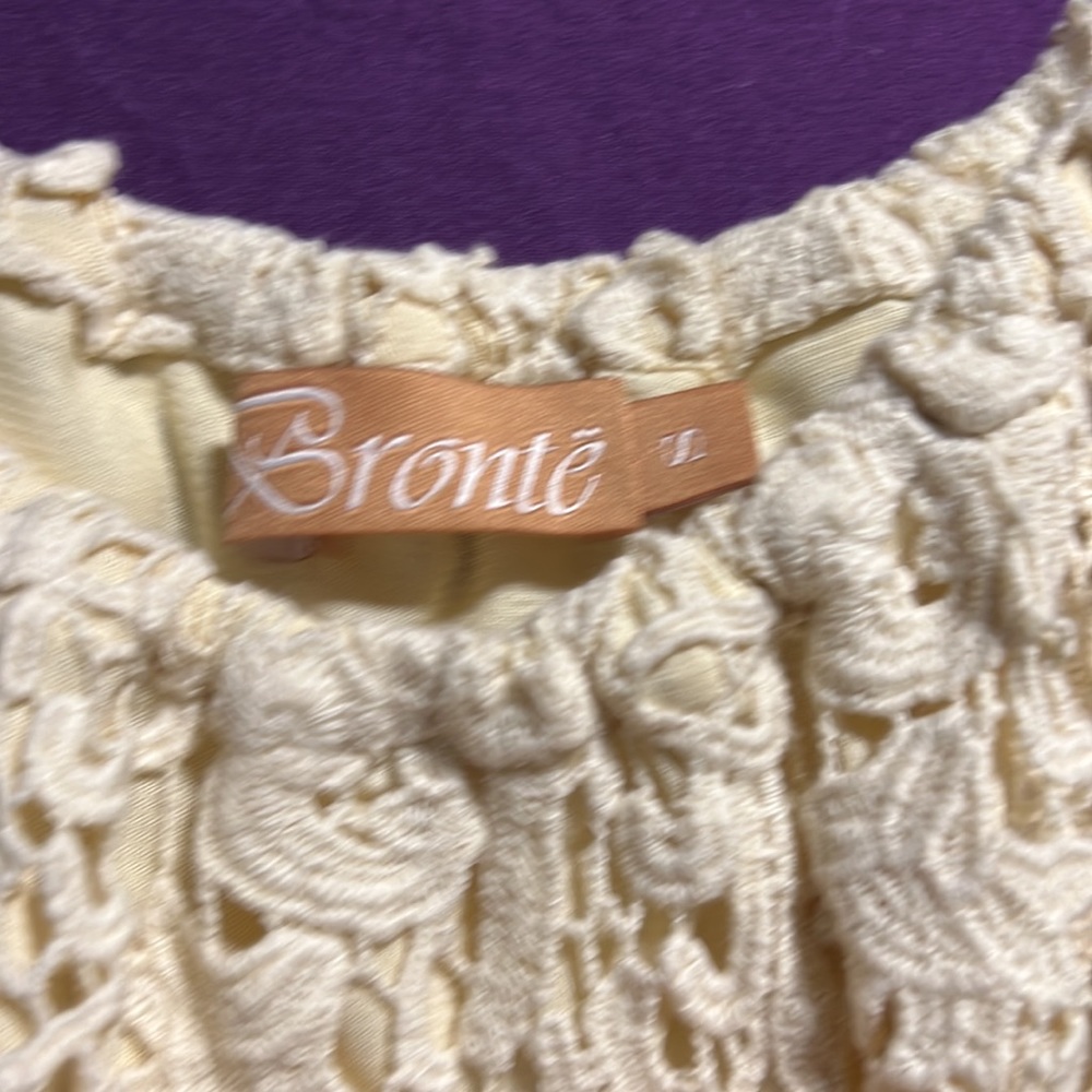 Lace blouse - Picture 3 of 3